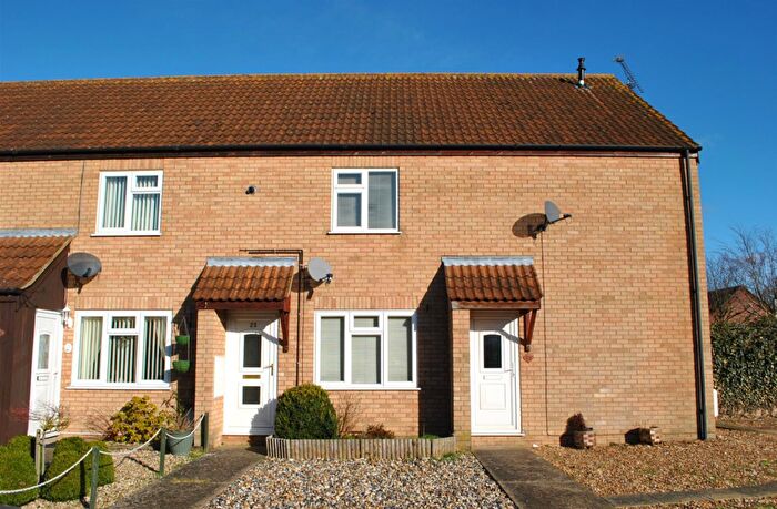 2 Bedroom Terraced House To Rent In Garlondes, East Harling, Norwich, NR16