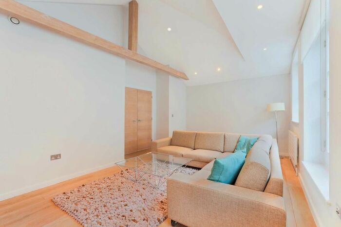 2 Bedroom Property To Rent In Bathurst Mews, Hyde Park, London, W2