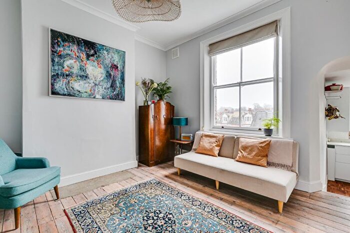 2 Bedroom Flat To Rent In Northwood Road, Highgate, N6