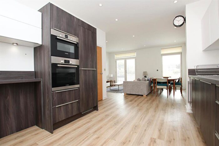 2 Bedroom Coach House To Rent In The Mews, Victoria Bridge Road, Bath, BA2