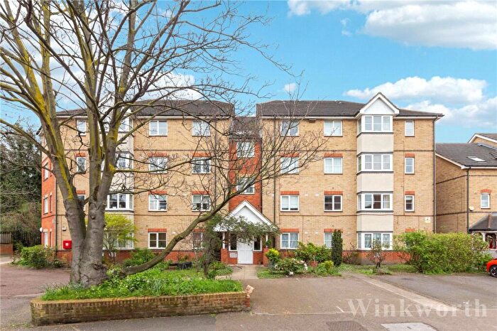 2 Bedroom Apartment To Rent In Cold Blow Lane, London, SE14