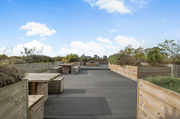 1 Bedroom Apartment For Sale In Kings Road, Reading, Berkshire, RG1