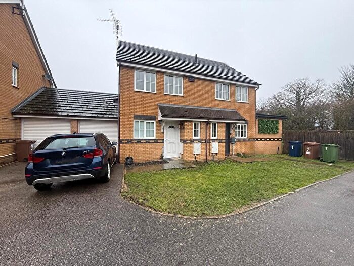 2 Bedroom Semi Detached House For Sale In Pond Close, Wimblington, March, Cambs., PE15