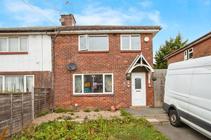 3 Bedroom Semi Detached House To Rent In Halton Moor Avenue, Leeds, LS9