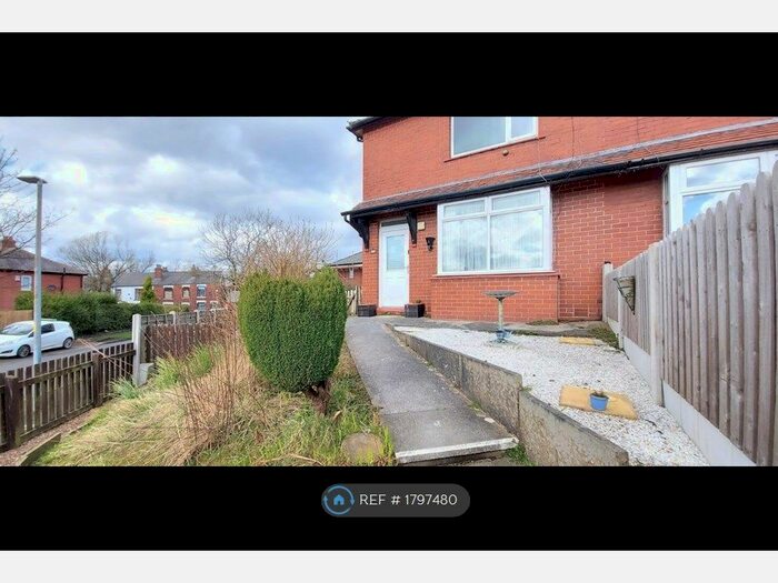 2 Bedroom Semi-Detached House To Rent In North Avenue, Stalybridge, SK15