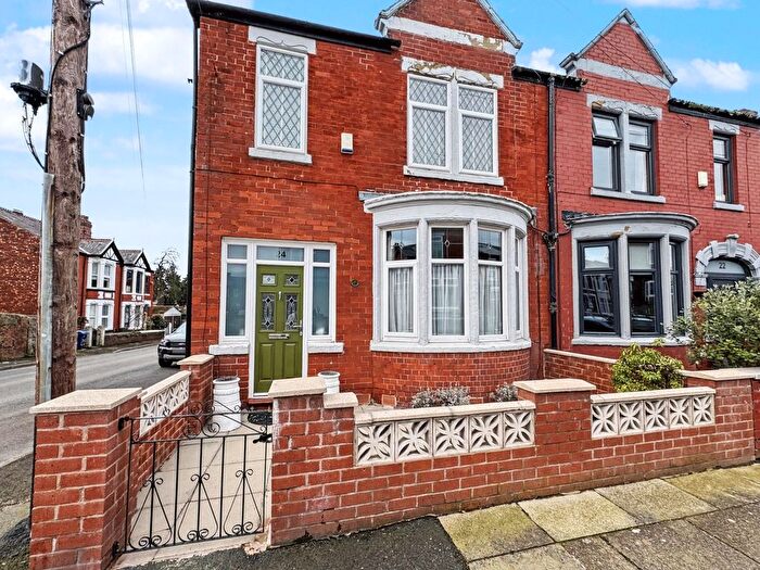 4 Bedroom Semi Detached House For Sale In Randlesham Street, Prestwich, M25