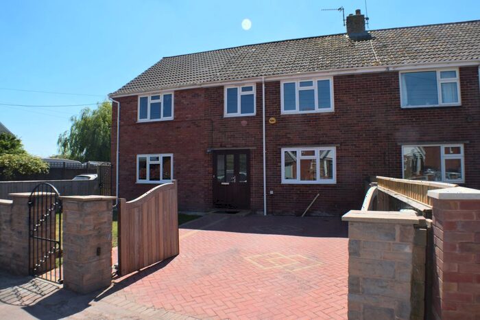 5 Bedroom Semi-Detached House For Sale In Squares Road, Chilton Trinity, Bridgwater, TA5