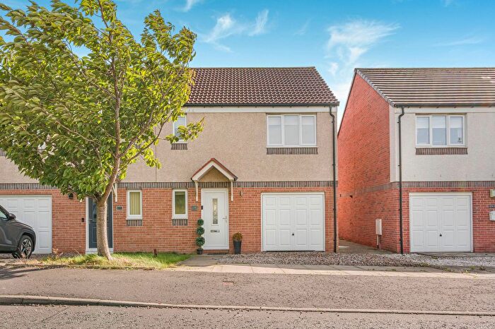 3 Bedroom Semi Detached House For Sale In Aitken Crescent, Redding, Falkirk, FK2