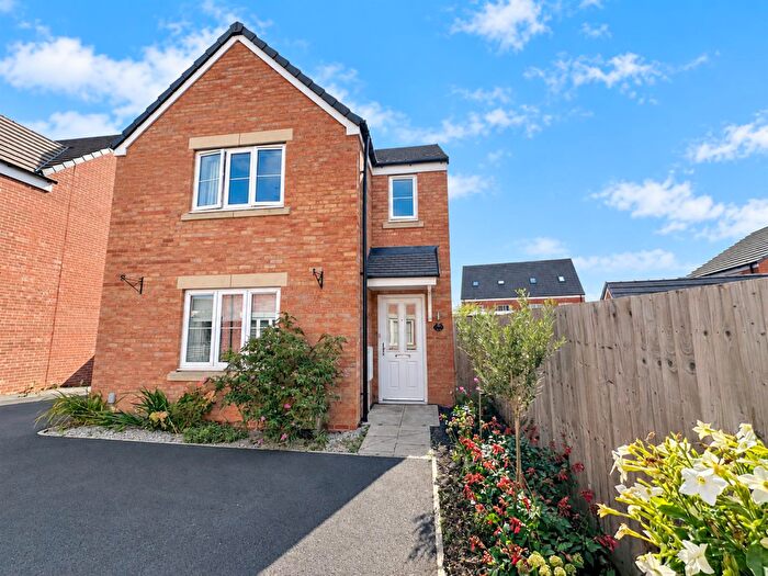 3 Bedroom Detached House For Sale In Bowman Road, Weldon, Corby, NN17
