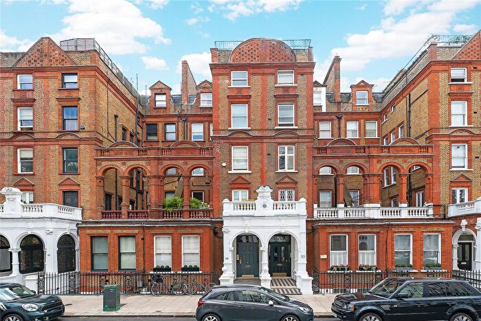 2 Bedroom Flat To Rent In Harrington Gardens, South Kensington, SW7