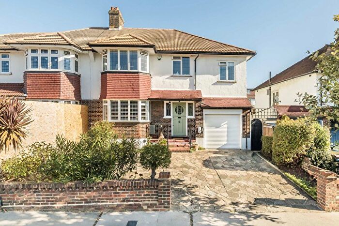 4 Bedroom Semi-detached House For Sale In Hillcote Avenue, Streatham, SW16