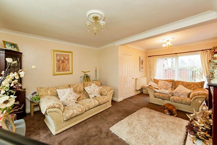 3 Bedroom Semi-Detached House For Sale In Wescoe Avenue, Barnsley, South Yorkshire, S72