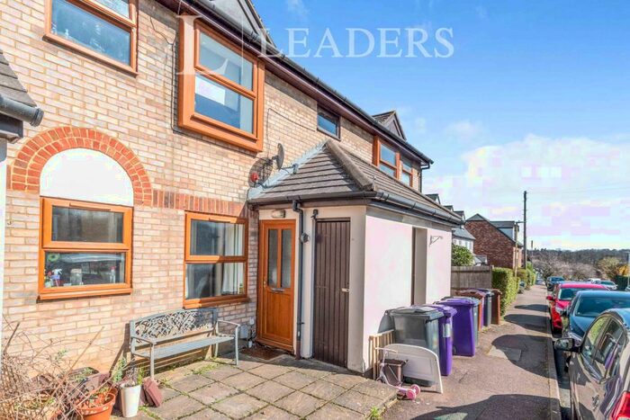 2 Bedroom Flat To Rent In Victoria Road, Hitchin, SG5