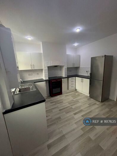 2 Bedroom Terraced House To Rent In Pemberton Street, Blackburn, BB1