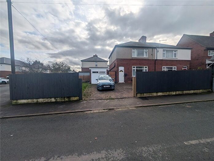 3 Bedroom Semi Detached House For Sale In Mulberry Place, Ryhill, Wakefield, West Yorkshire, WF4
