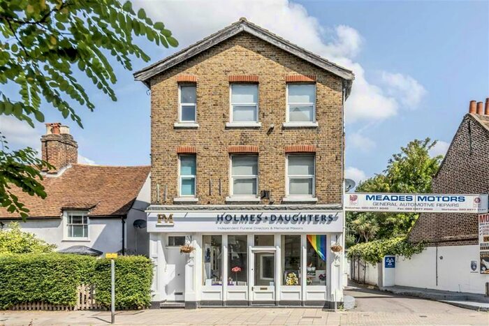 1 Bedroom Flat To Rent In High Street, Teddington, TW11