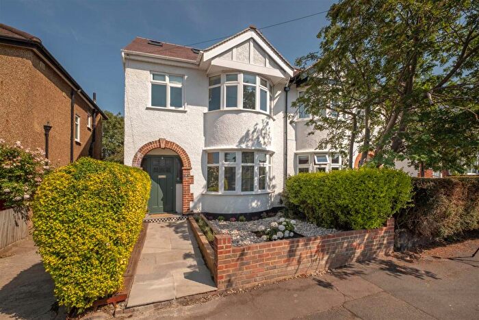4 Bedroom Semi-Detached House For Sale In Thornhill Avenue, Tolworth, Kingston Upon Thame, KT6