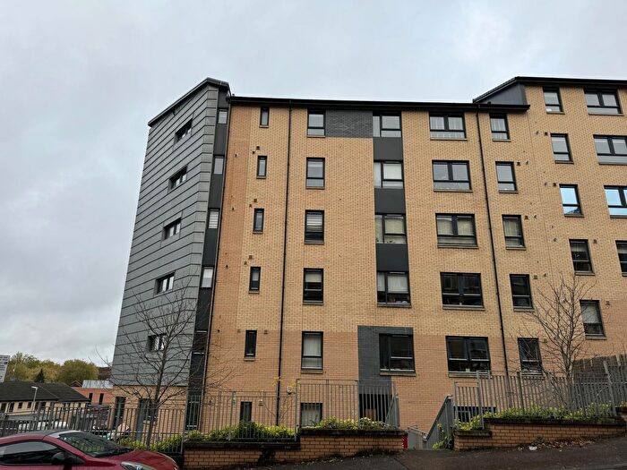 2 Bedroom Flat To Rent In Oban Drive, Glasgow, G20