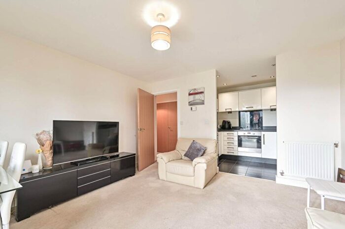 2 Bedroom Flat For Sale In Nobel Close, Colindale, London, NW9