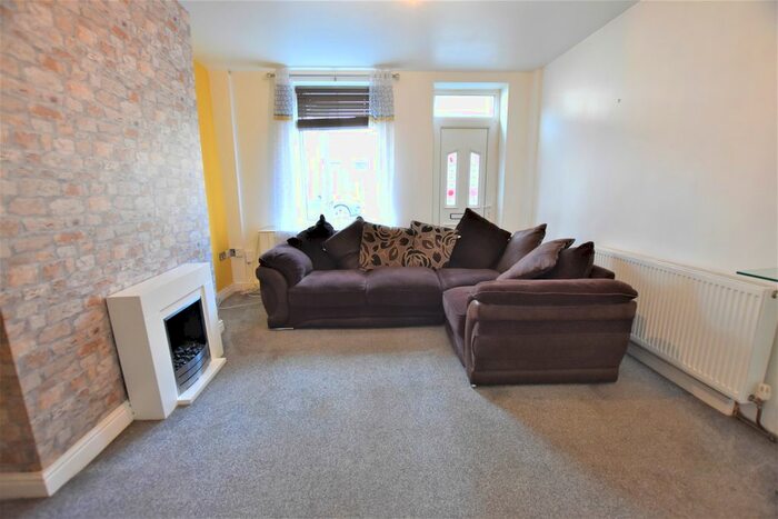 2 Bedroom End Of Terrace House To Rent In Fitzwilliam Street, Hoyland Common, Barnsley, S74