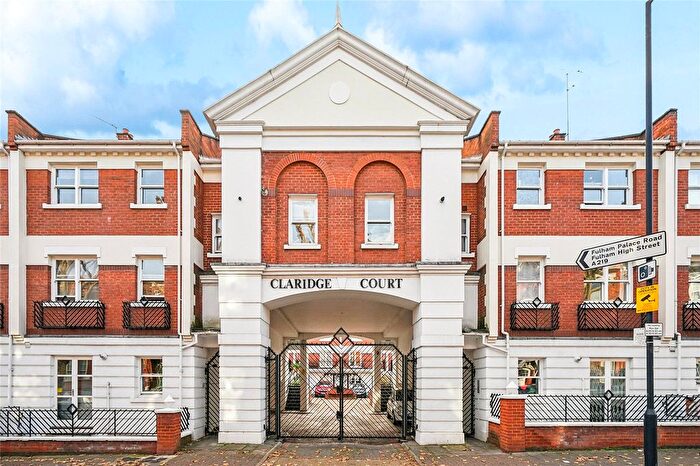5 Bedroom End Terrace House For Sale In Claridge Court, Munster Road, Fulham, London, SW6