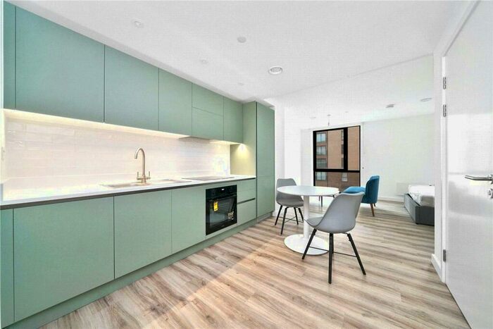 Apartment To Rent In Viva Court, Kimpton Road, Luton, LU2