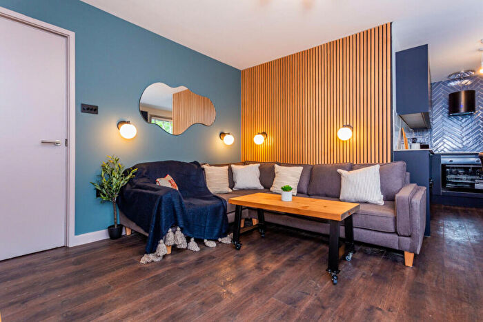 5 Bedroom Property To Rent In Flat, Crossgate Lofts, Durham, DH1