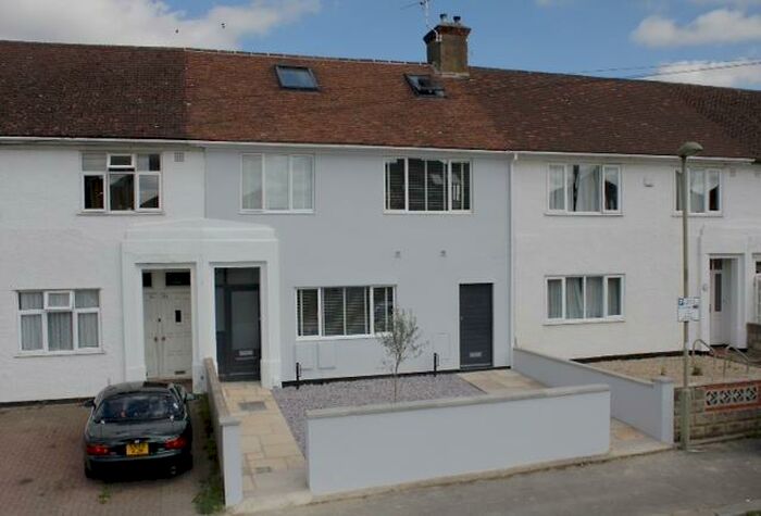 2 Bedroom Apartment To Rent In Wharton Road, Headington, OX3