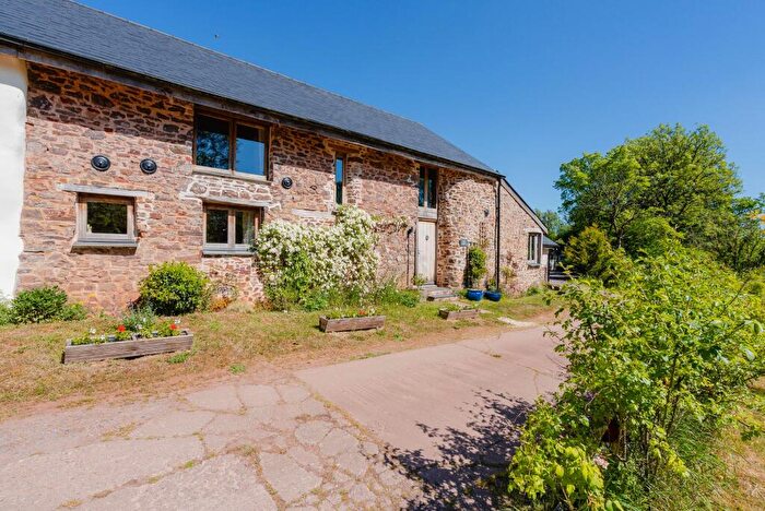 4 Bedroom Barn Conversion For Sale In Templeton, Tiverton, EX16