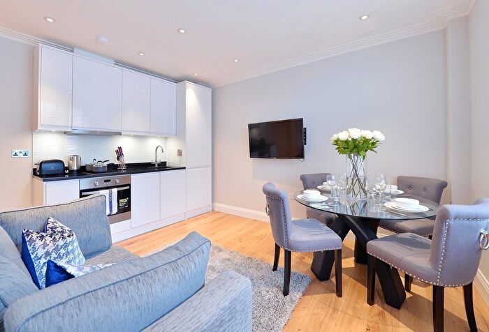 1 Bedroom Flat To Rent In Hill Street, London, W1J