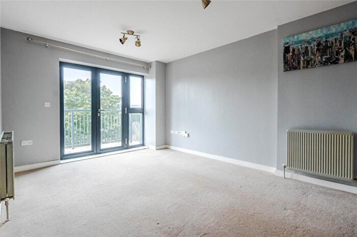 1 Bedroom Apartment For Sale In Brockwell Place, London Road, Dunstable, Beds, LU6