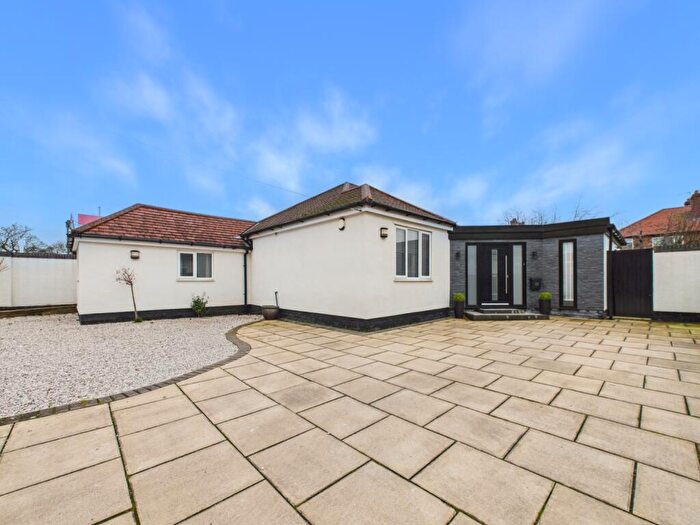 3 Bedroom Detached Bungalow For Sale In Sunnyside Road, Crosby, Liverpool, Merseyside, L23