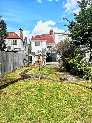 4 Bedroom Semi-Detached House To Rent In Alba Gardens, London, NW11