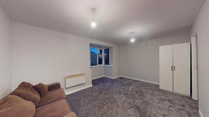 Studio To Rent In Cotton Avenue, London, W3