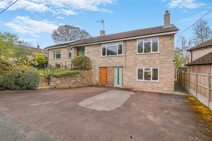 4 Bedroom Detached Bungalow For Sale In Gorsley, Ross-On-Wye, HR9