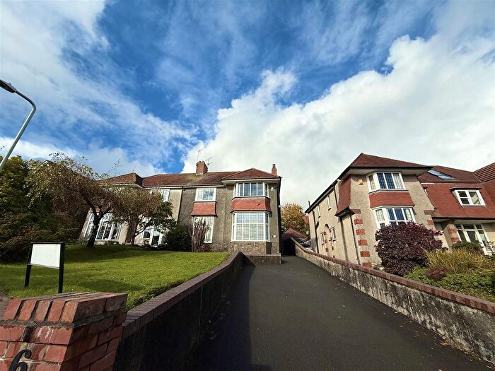 3 Bedroom Detached House For Sale In Lon Cynlais, Sketty, Swansea, SA2