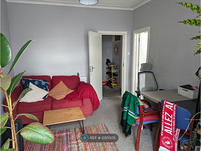 1 Bedroom Flat To Rent In Cromwell Road, St. Andrews, Bristol, BS6