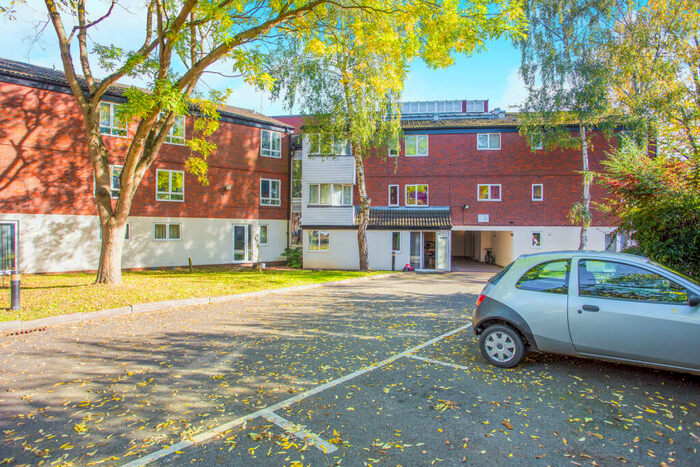 1 Bedroom Apartment To Rent In Mount Lane, Bracknell, RG12