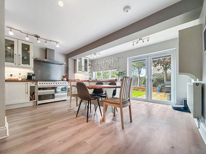 5 Bedroom Detached House For Sale In Hunters Field, Stanford In The Vale, Faringdon, SN7