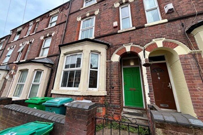 5 Bedroom Property To Rent In Maples Street, Nottingham, NG7