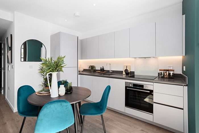 Flat For Sale In Macclesfield Road, London, EC1V