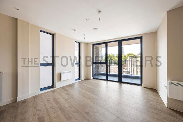 2 Bedroom Flat To Rent In Stables Yard, E3