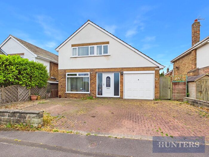 3 Bedroom Detached House For Sale In Sea View Drive, Scarborough, YO11