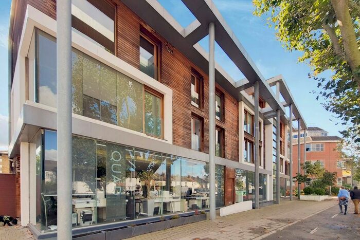 2 Bedroom Flat To Rent In Lower Mortlake Road, Richmond, TW9