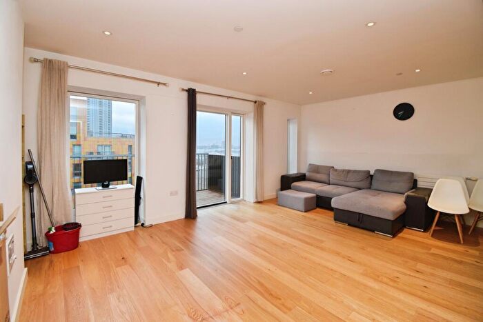 1 Bedroom Flat For Sale In Maud Street, London, E16