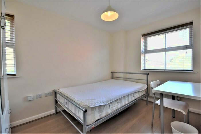 7 Bedroom End Of Terrace House To Rent In Poppleton Close, Coventry, CV1