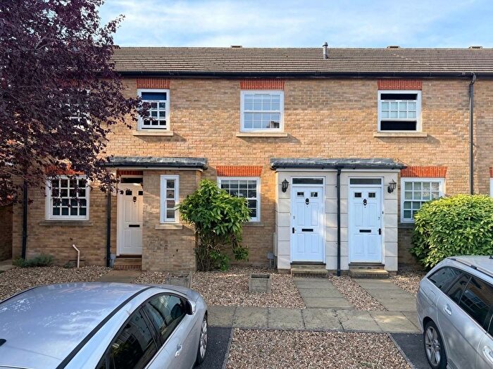 2 Bedroom Terraced House To Rent In Theaks Mews, Taunton, TA1