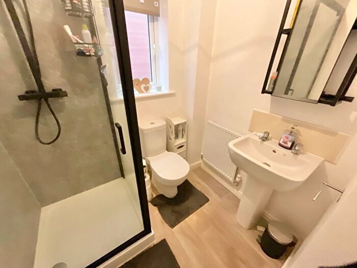 4 Bedroom Detached House For Sale In Mallow Avenue, Shavington, CW2