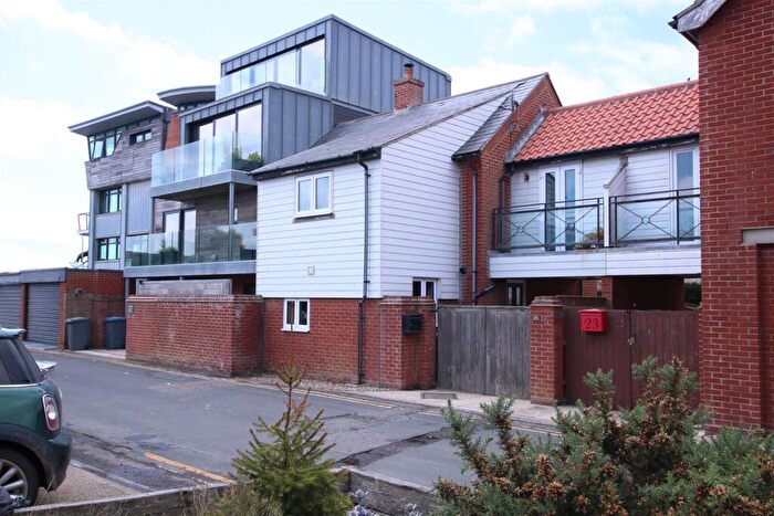 3 Bedroom Semi-Detached House To Rent In Aldeburgh, IP15