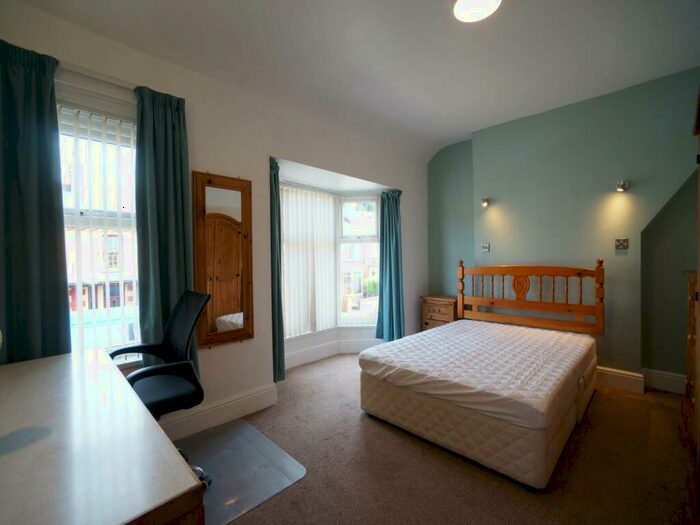 3 Bedroom House To Rent In Orme Road, Bangor, Gwynedd, LL57